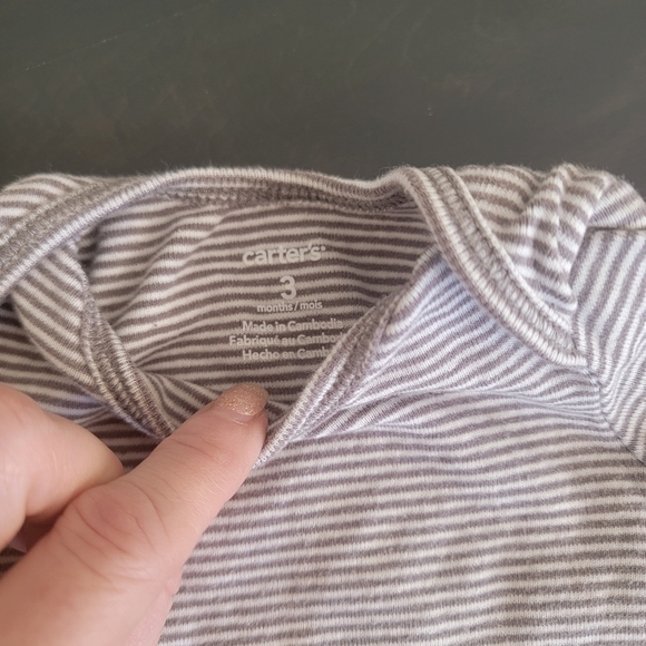 Carter's 3 Piece Onesie Bundle Hi, Zoo Animal Print, Striped Gray White 3 months - Picture 8 of 8